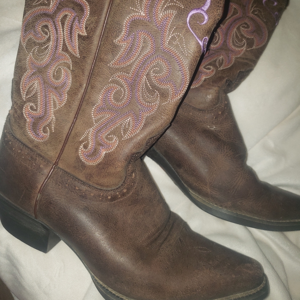Womens Justin Boots.